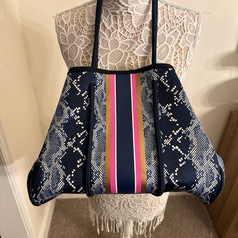 Neoprene Bag